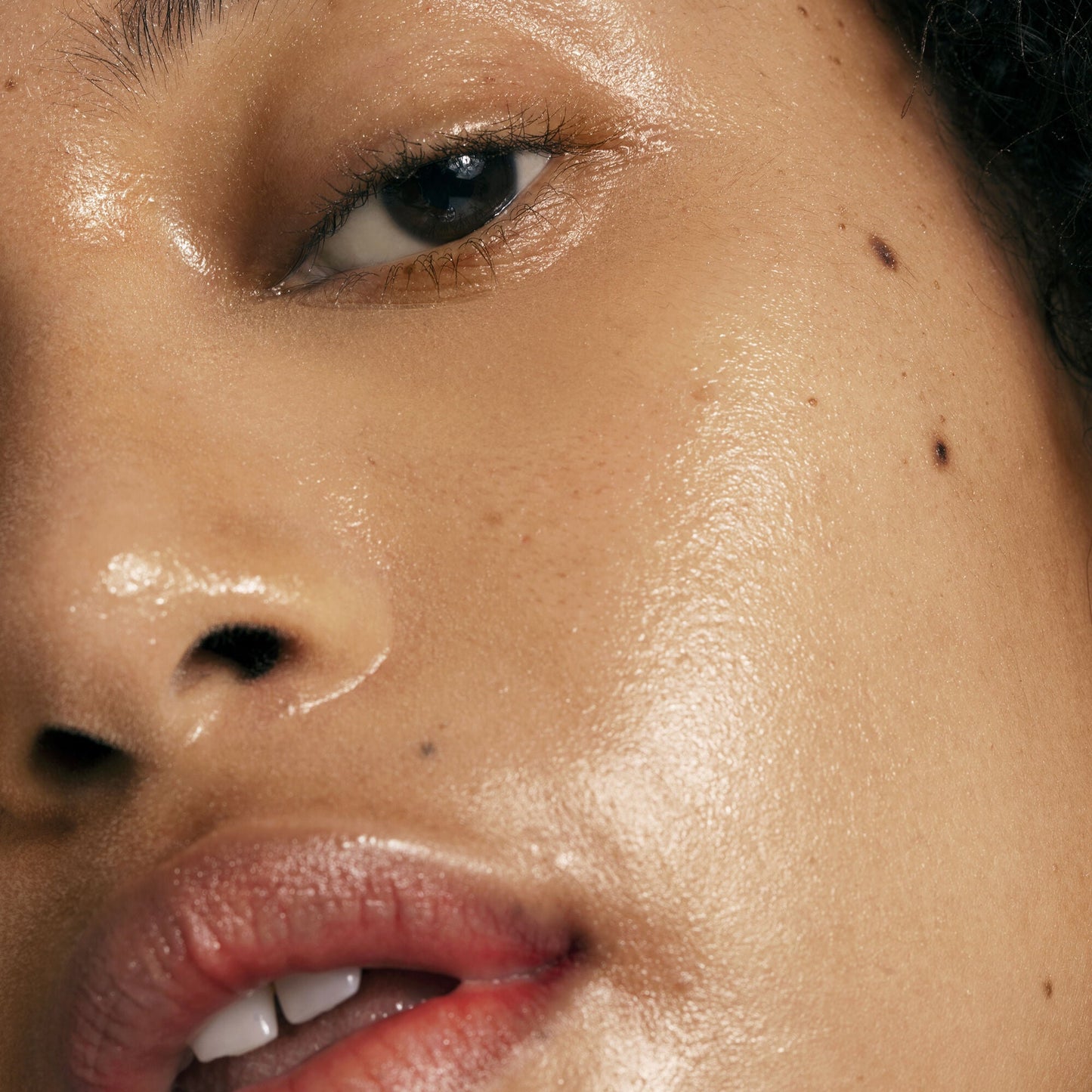 pure-skin-toner-a0 0122_Elf-Pure_Cindy_002_IGF.jpg