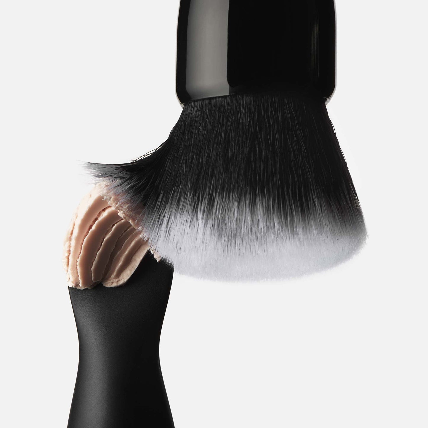 putty-primer-brush-and-applicator-w9 040523_SL_PuttyApplicator_0025_FINAL_RGB_IGF.jpg