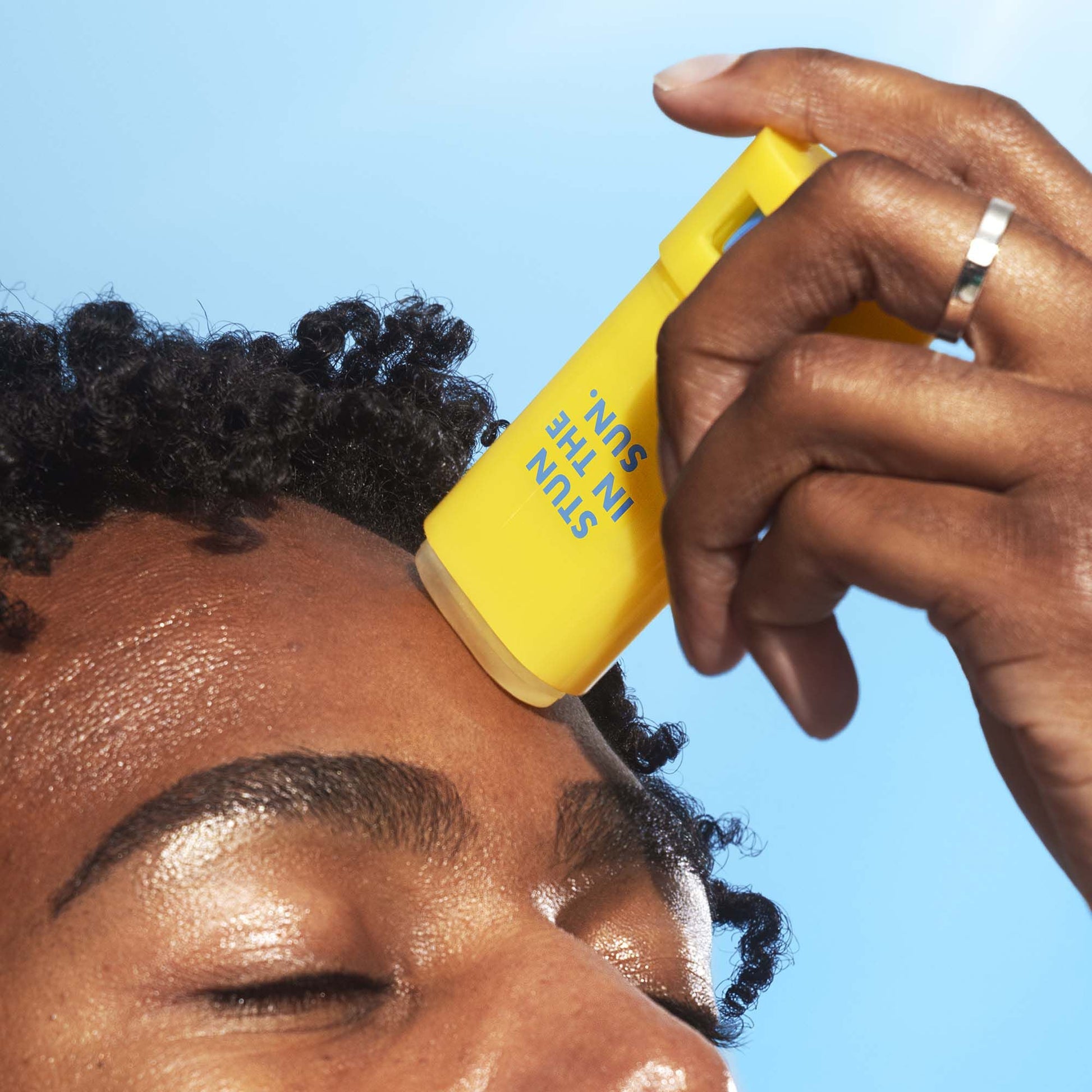 suntouchable-invisi-stick-spf-50-g2 060624_Mikel_InvisiStick_0107_v2_IGF.jpg