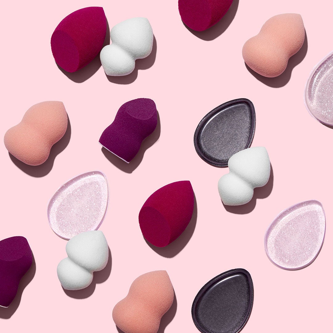 blending-and-highlighting-sponge-duo-n4 0619_SocialIGF_Sponges1_b1fd4502-7674-4b0c-86df-28fe31a55570.jpg