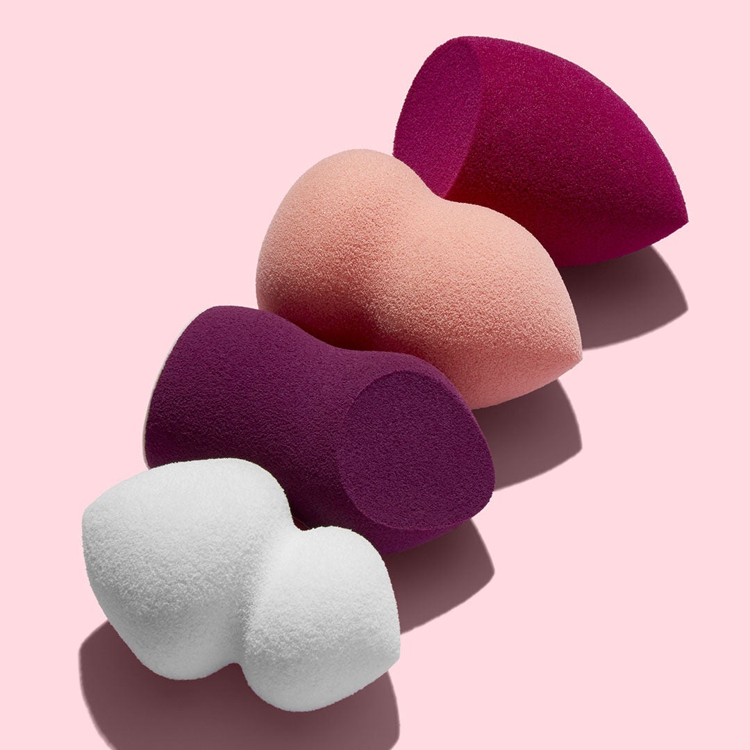 blending-and-highlighting-sponge-duo-n4 0619_SocialIGF_Sponges3_e91b9a4a-0156-4299-a3ef-3649e2979804.jpg