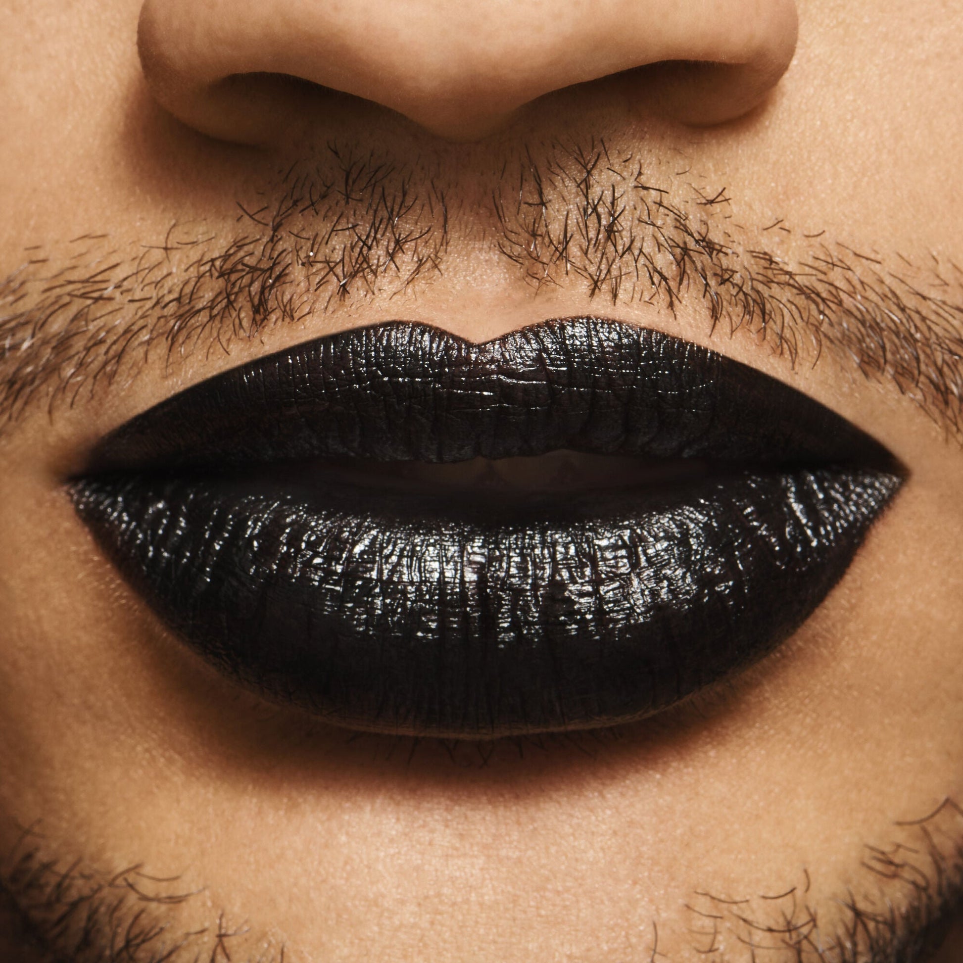 o-face-satin-lipstick-a7 071122_OF_Bryson_V4_0032_FINAL_RGB_IGF.jpg