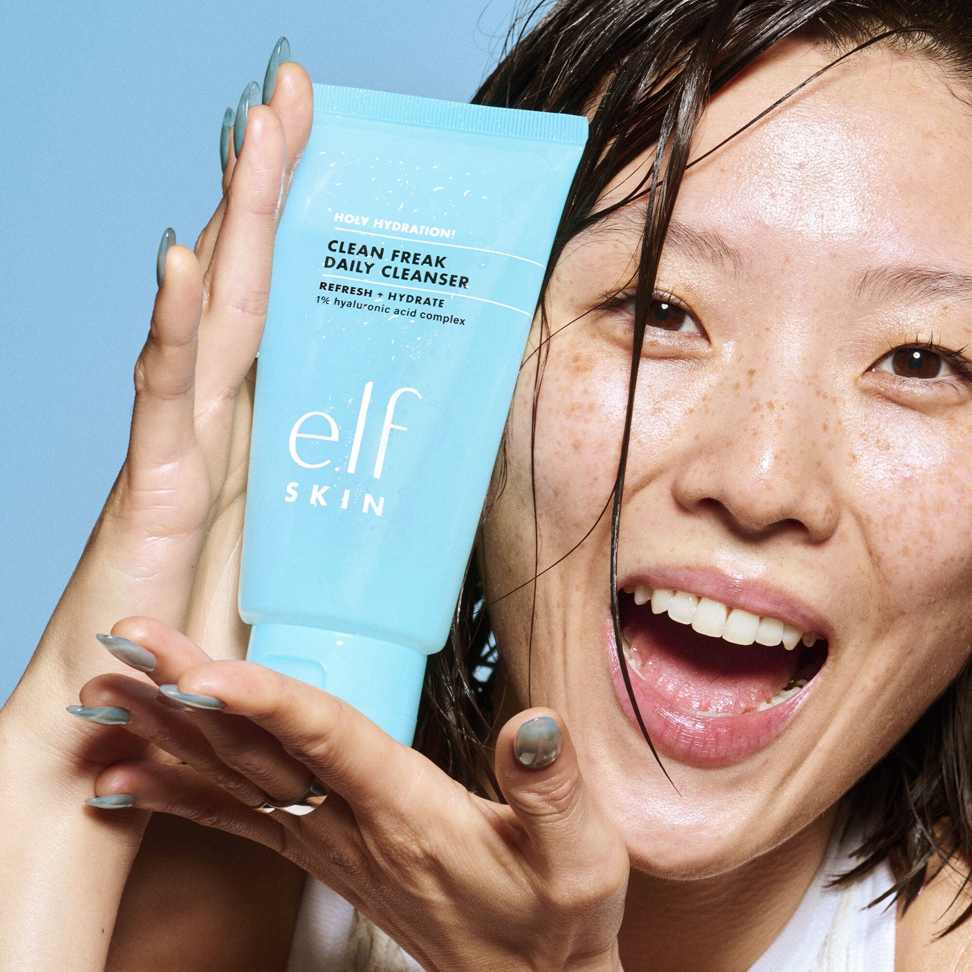 holy-hydration-clean-freak-daily-cleanser-r7 102324_HH_CFCleanser_Haejin_After_0376_RGB_IGF_49a8b4e9-db2a-4bc6-9f48-470e80c18f3d.jpg