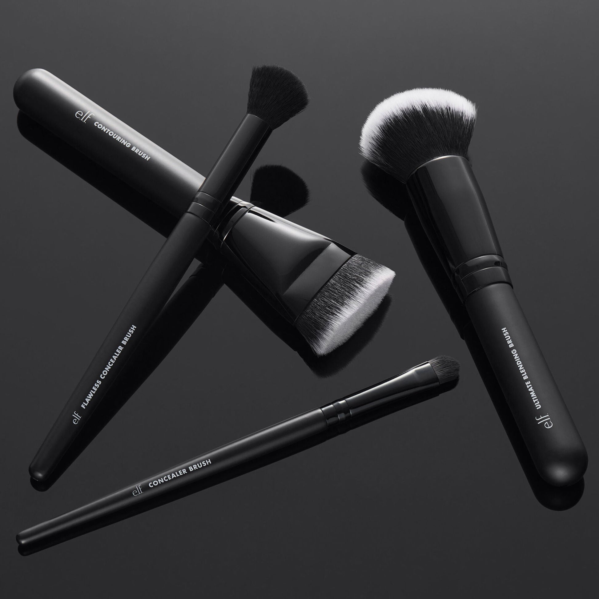 foundation-and-concealer-brush-set-c7 12142020_ComplexionPerfection-FaceBrush_0028_FocusBracket-MAIN_V2_IGF.jpg