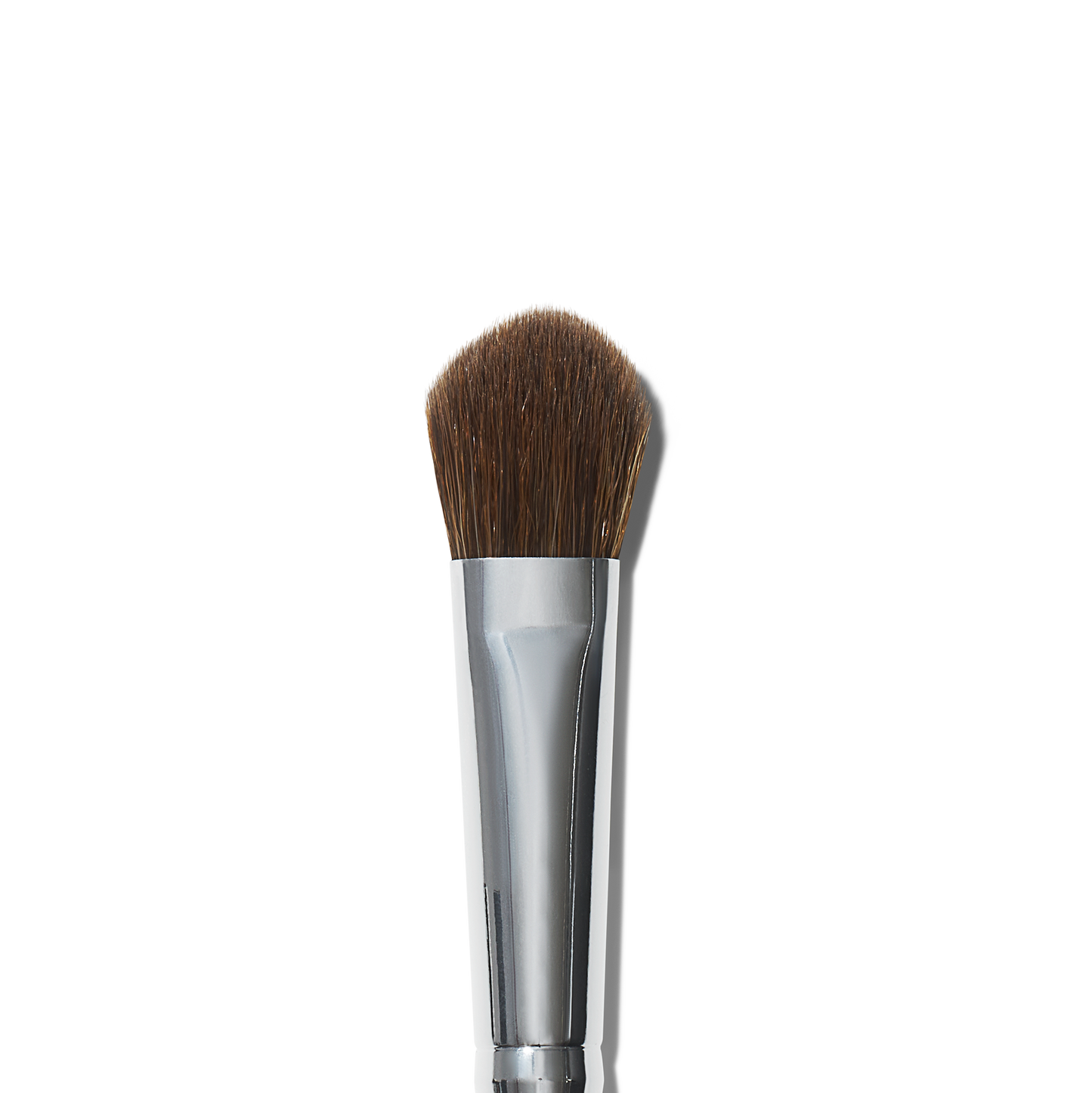 wide-tapered-eyeshadow-brush-m3 21994_MACRO_R.png