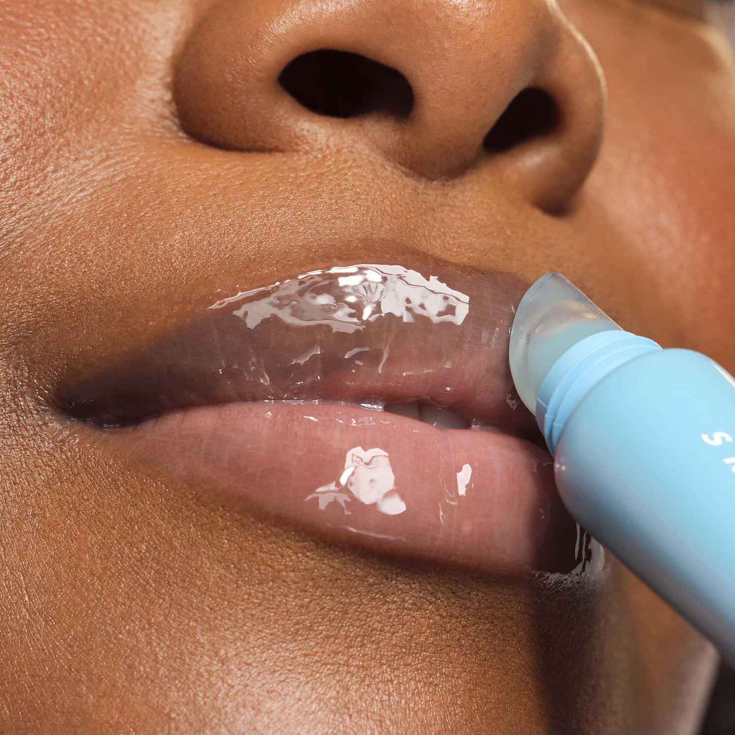 thirst-burst-lip-treatment-x5 57069_SKIN_Enga_Hibiscus_Macro_033_w3QC_RGB_2000x2000_fd68b6a3-ae05-431e-bbc0-31407d9fed44.jpg