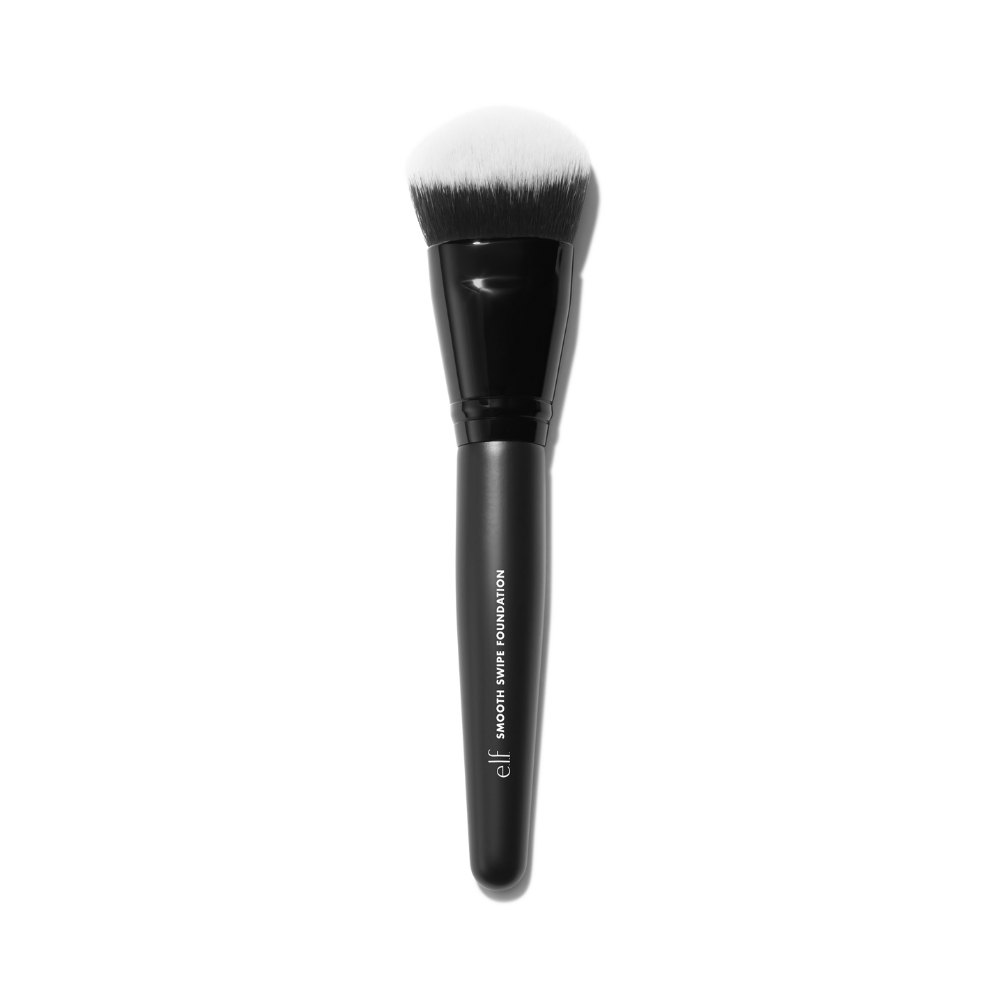 smooth-swipe-foundation-brush-c4 81456_Closed_V2_R.png