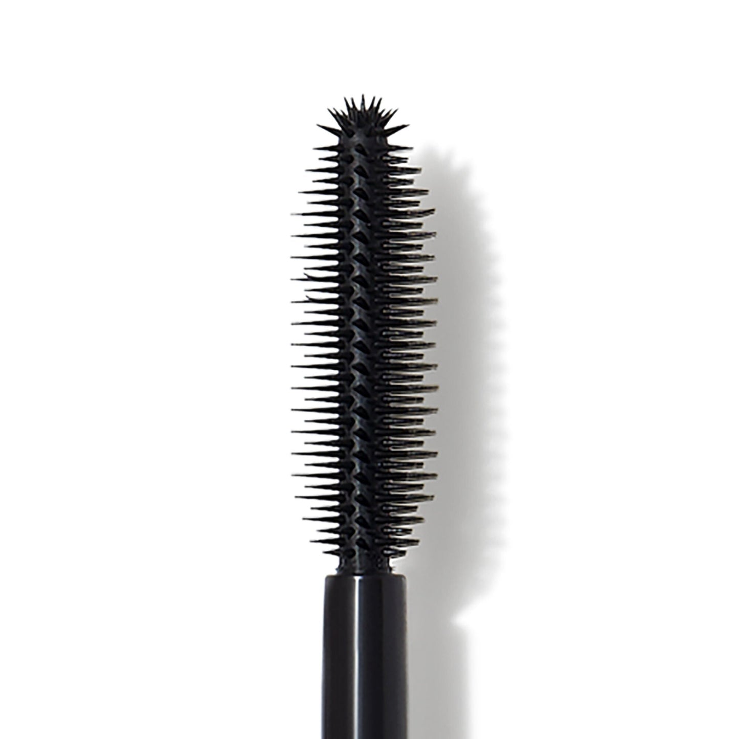 lash-it-loud-mascara-p1 81580_EYMSC_OpenA_R_Macro_R_6384b980-f497-4af6-8817-ff85df668ced.jpg