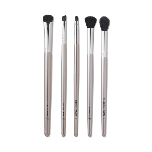 smoky-eye-brush-kit-a6 82021_Open_R.png
