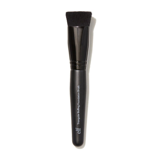 triangular-buffing-foundation-brush-o0 85106_a_TriangularBuffingFoundationBrushwebA.jpg