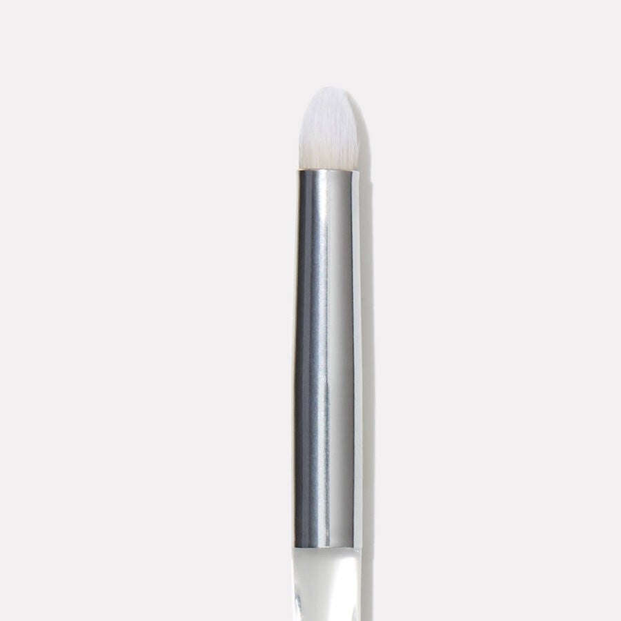 precision-smudge-brush-m4 85311_BeautifullyPreciseSmudgeBrush_2.jpg