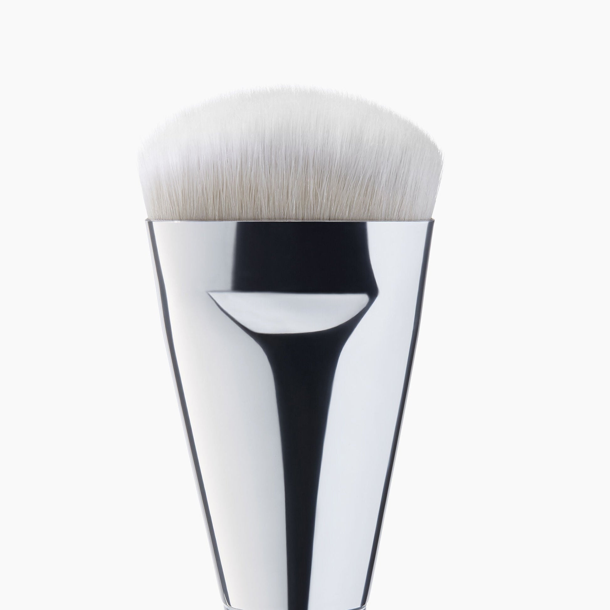 precision-sculpting-brush-o1 85313_PrecisionSculptingBrush_Macro_V2.jpg